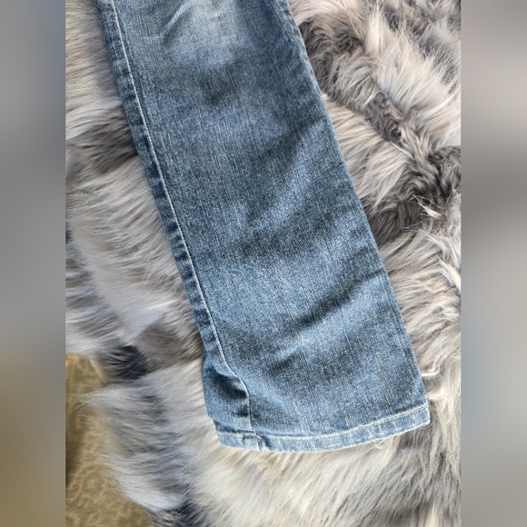 Guess Light Blue Distressed Wide Leg Jeans - Picture 16 of 17